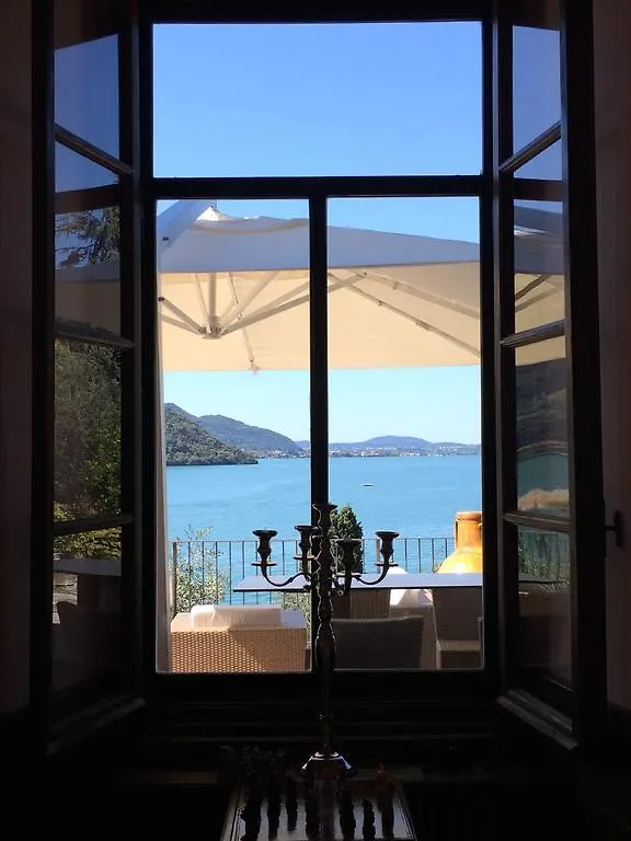Castello Oldofredi Aparthotel Monte Isola 4*,  Italy